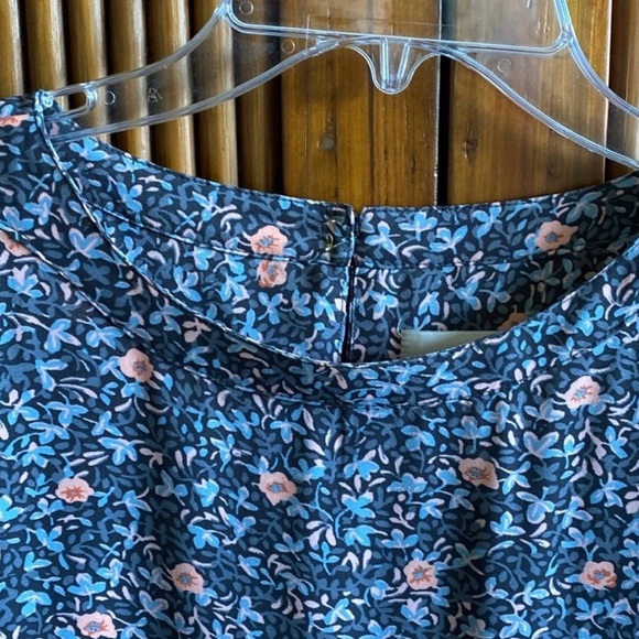 LOFT Long Sleeved Blouse - Picture 3 of 7